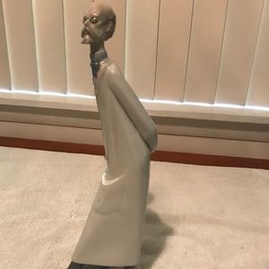 Retired Lladro # 4602